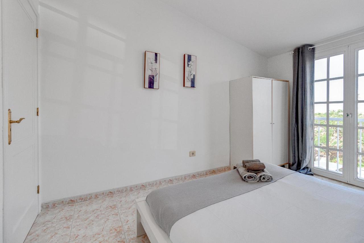 Bonita Casa Nina Con Jacuzzi By Paramount Holidays Playa de San Juan  Buitenkant foto