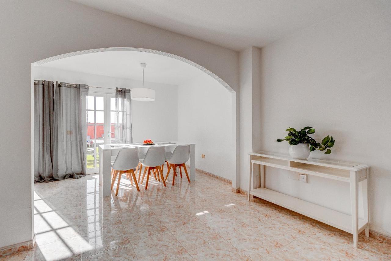 Bonita Casa Nina Con Jacuzzi By Paramount Holidays Playa de San Juan  Buitenkant foto